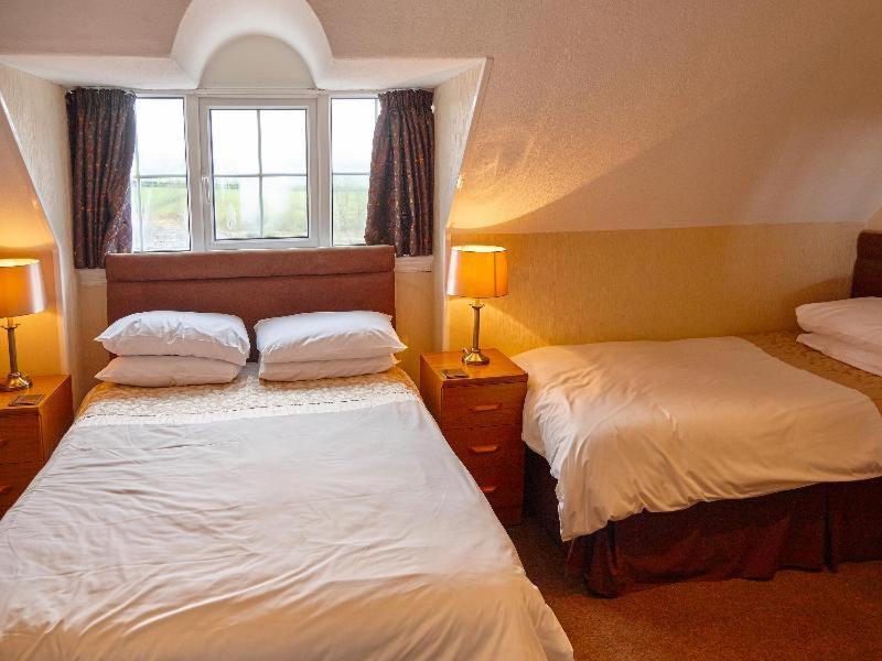 Hundith Hill Hotel Кокърмаут Стая снимка